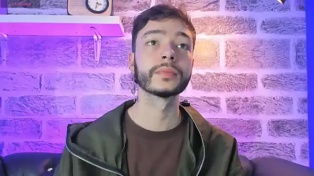 Snapshot of noah_ricci chatting on 12.14.25 noah ricci online show from 12.14.25