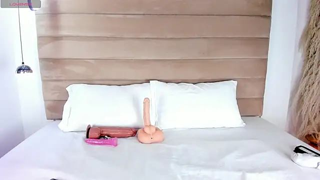 IsabellaJonns online show from 02.09.25