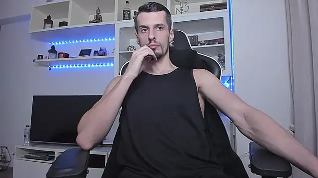 ToddClaytonn online show from 10.10.25