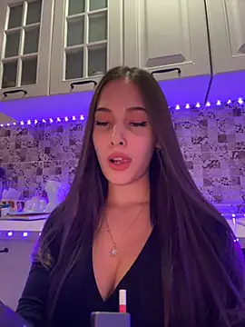 EricaWalls online show from 12.21.24