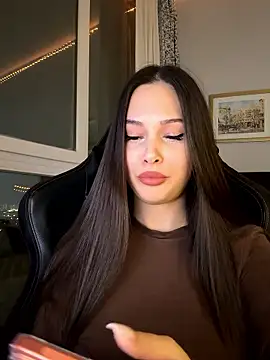 Snapshot of EricaWalls chatting on 01.12.26 EricaWalls online show from 01.12.26