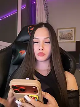 Snapshot of EricaWalls chatting on 02.01.26 EricaWalls online show from 02.01.26