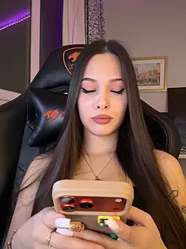 Snapshot of EricaWalls chatting on 02.05.26 EricaWalls online show from 02.05.26