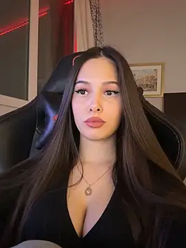 Snapshot of EricaWalls chatting on 02.08.26 EricaWalls online show from 02.08.26