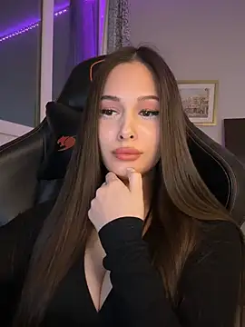 Snapshot of EricaWalls chatting on 02.28.26 EricaWalls online show from 02.28.26