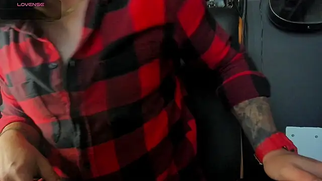 axxelrich  online show from 09.19.25