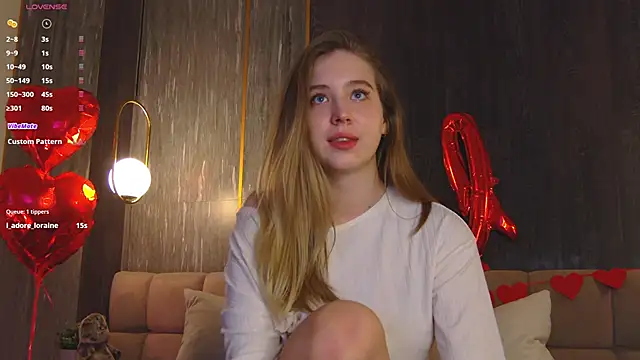 Snapshot of LoraineLuff chatting on 02.21.25 LoraineLuff online show from 02.21.25