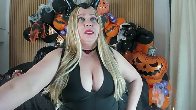 Danna topless online show from 11.01.25