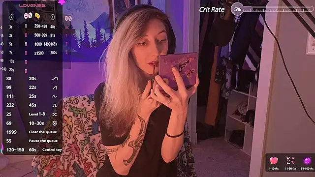 Snapshot of lovelylucyy chatting on 01.03.25 lovelylucyy online show from 01.03.25