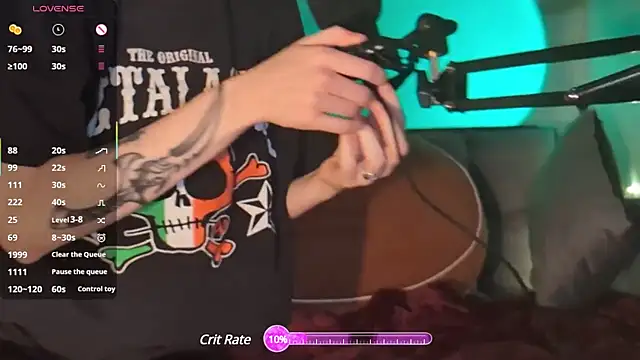 Snapshot of lovelylucyy chatting on 02.15.25 lovelylucyy online show from 02.15.25