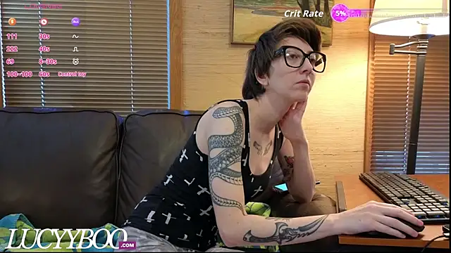 Snapshot of lovelylucyy chatting on 12.02.25 lovelylucyy online show from 12.02.25