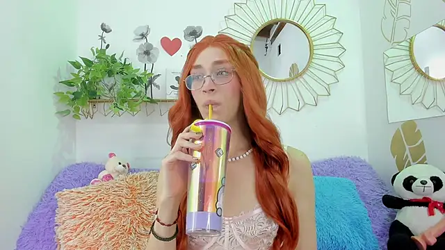 Snapshot of Ariadna_Evangeline chatting on 09.22.25 Ariadna Evangeline online show from 09.22.25