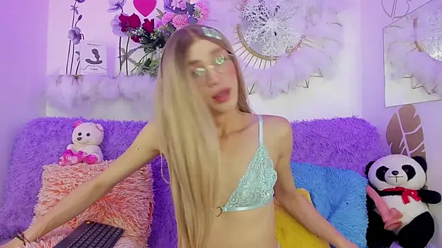 Snapshot of Ariadna_Evangeline chatting on 02.20.26 Ariadna Evangeline online show from 02.20.26