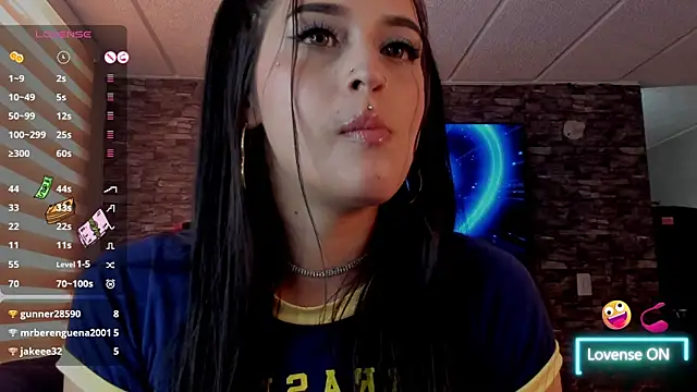 Charlotte greys online show from 12.13.25