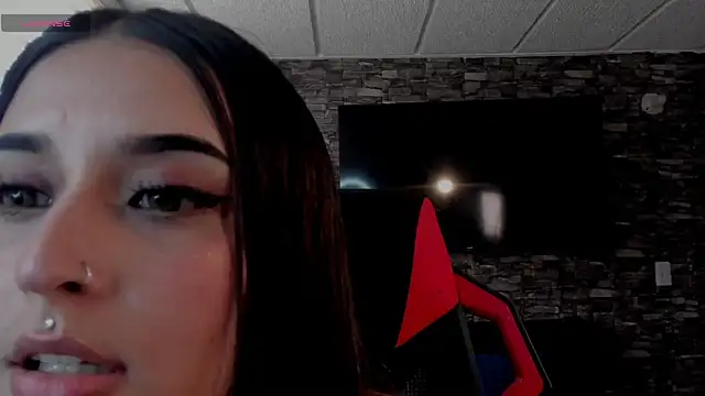 Charlotte greys online show from 02.18.26