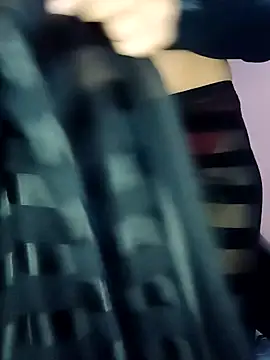 Snapshot of L_ucy1 chatting on 11.28.25 L ucy1 online show from 11.28.25