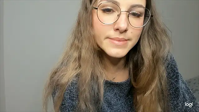 sophia euphoriaa online show from 12.04.24