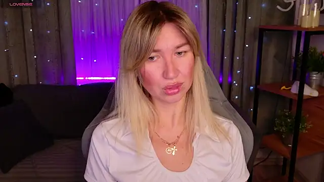 MilaBott online show from 02.25.26