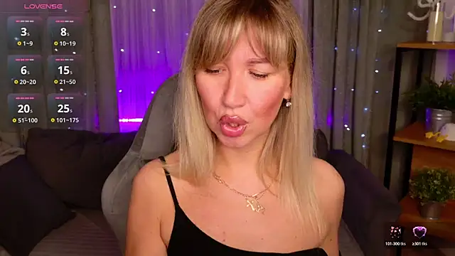 Snapshot of MilaBott chatting on 03.20.26 MilaBott online show from 03.20.26