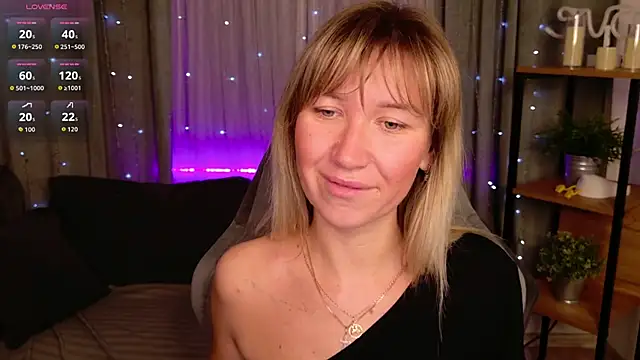 Snapshot of MilaBott chatting on 03.29.26 MilaBott online show from 03.29.26