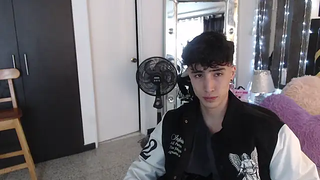 gojo satoru 18 online show from 03.15.25