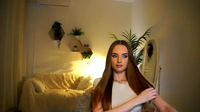 petitegonwiild online show from 01.27.25