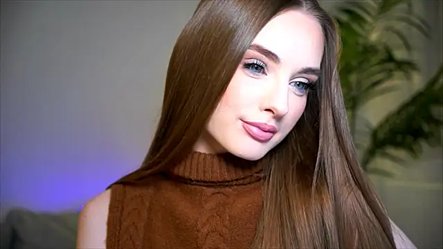 petitegonwiild online show from 12.19.25