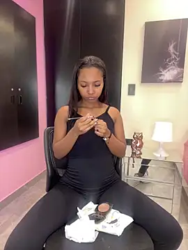 Snapshot of GabrielaLugo chatting on 05.19.26 GabrielaLugo online show from 05.19.26