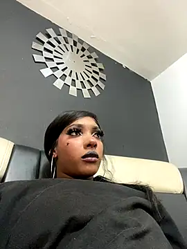 TIFFANYYSTAR online show from 10.10.25