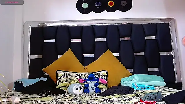 Snapshot of RyanRizzo chatting on 01.30.25 RyanRizzo online show from 01.30.25