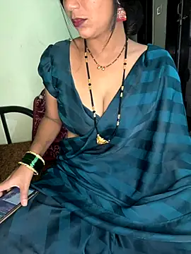 PUNAM BABY1 online show from 11.18.25