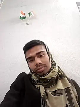 Snapshot of 900irani chatting on 01.09.25 900irani online show from 01.09.25