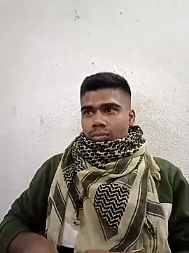 Snapshot of 900irani chatting on 11.19.25 900irani online show from 11.19.25