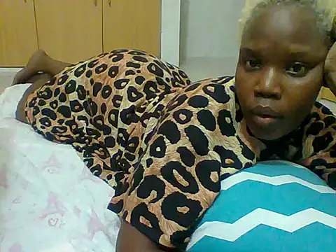 Bootylicious- online show from 10.19.25