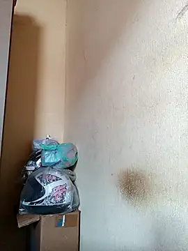 Nandasant09 online show from 03.05.25