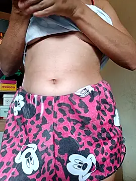 Nandasant09 online show from 10.29.25