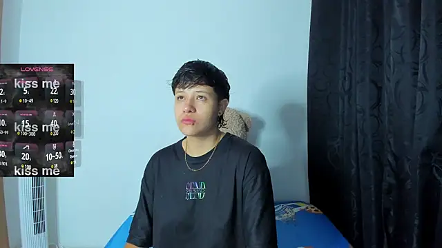 violet casper  online show from 12.21.24