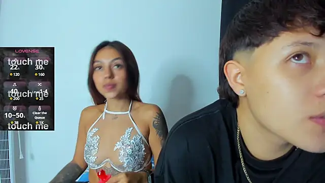 violet casper  online show from 12.22.24