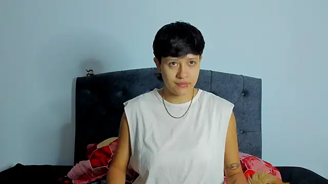 violet casper  online show from 01.22.25