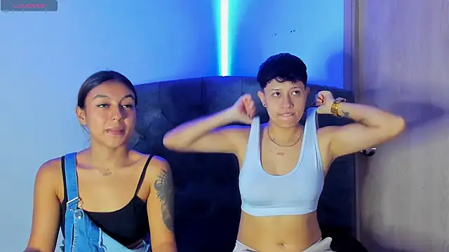 violet casper  online show from 02.21.25