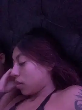 violet casper  online show from 02.28.25