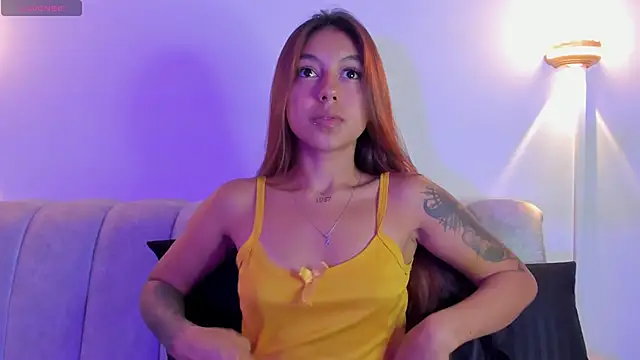 violet casper  online show from 10.10.25