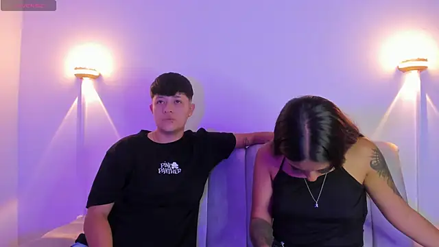 violet casper  online show from 10.22.25