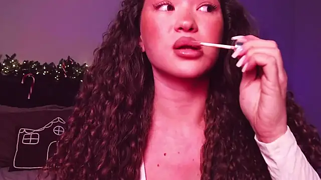 Denise Garciia online show from 02.05.25