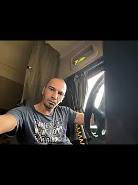 donnuozfutura online show from 11.13.25