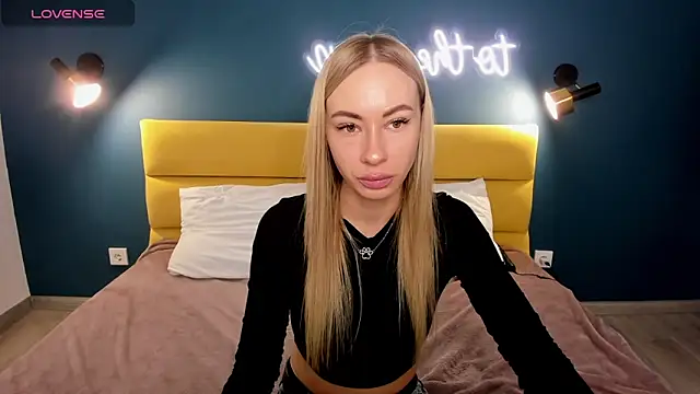 Diana Garrett online show from 01.18.25