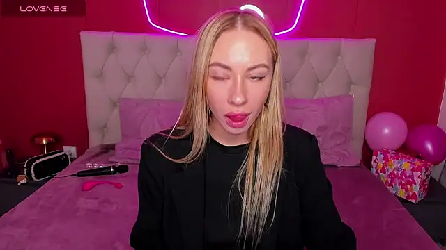 Diana Garrett online show from 02.14.25