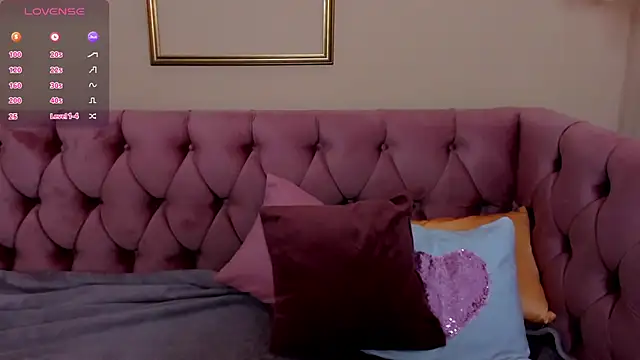 Diana Garrett online show from 03.07.25