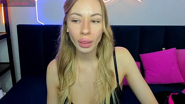 Diana Garrett online show from 10.12.25