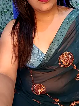 Cute-Raashii online show from 10.15.25